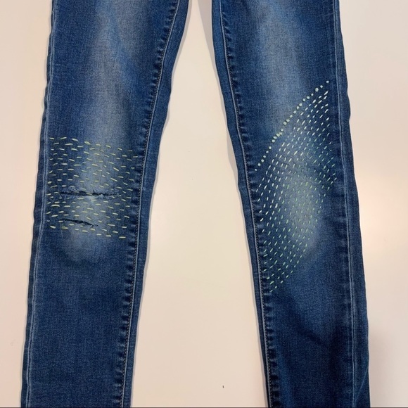 𝅺one of a kind Old Navy Rockstar Sashiko Jeans custom - Picture 8 of 16